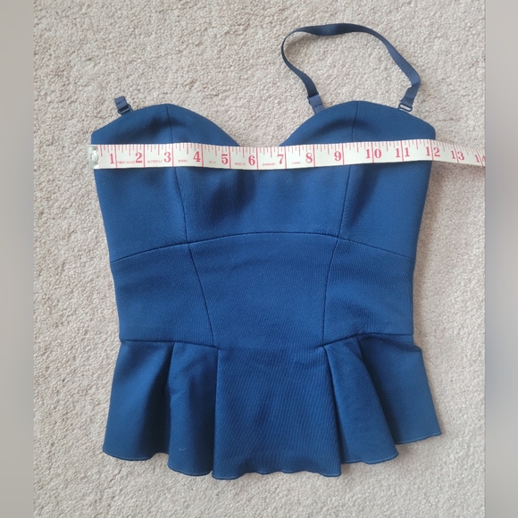 Aritzia Babaton | Bustier Top - Size 0 - Picture 3 of 7